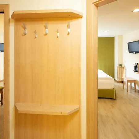 Alpine And - Camana Noa - فندق مبيت وإفطار 3*